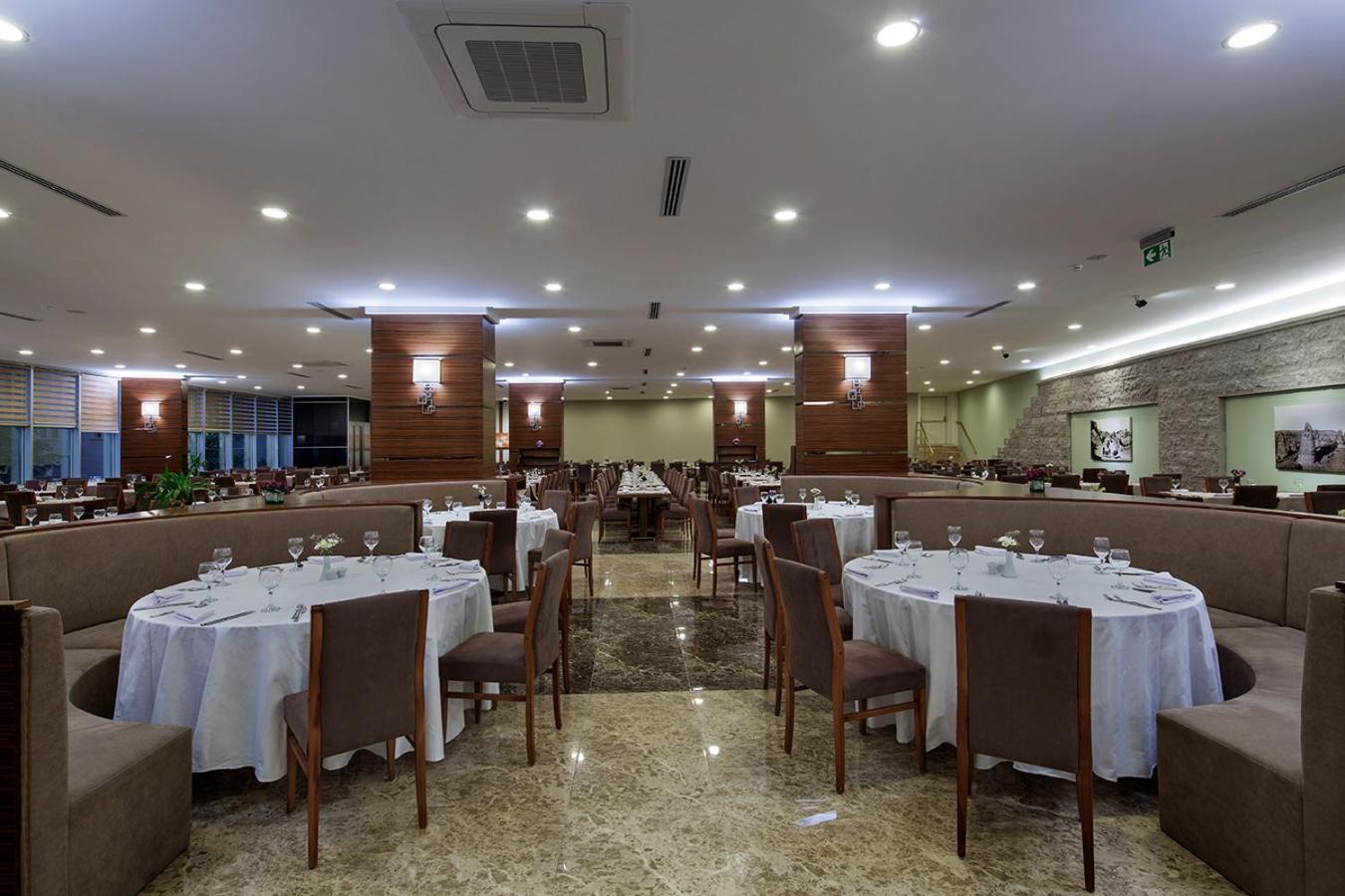 Ramada By Wyndham Cappadocia Hotel Ortahisar Ngoại thất bức ảnh